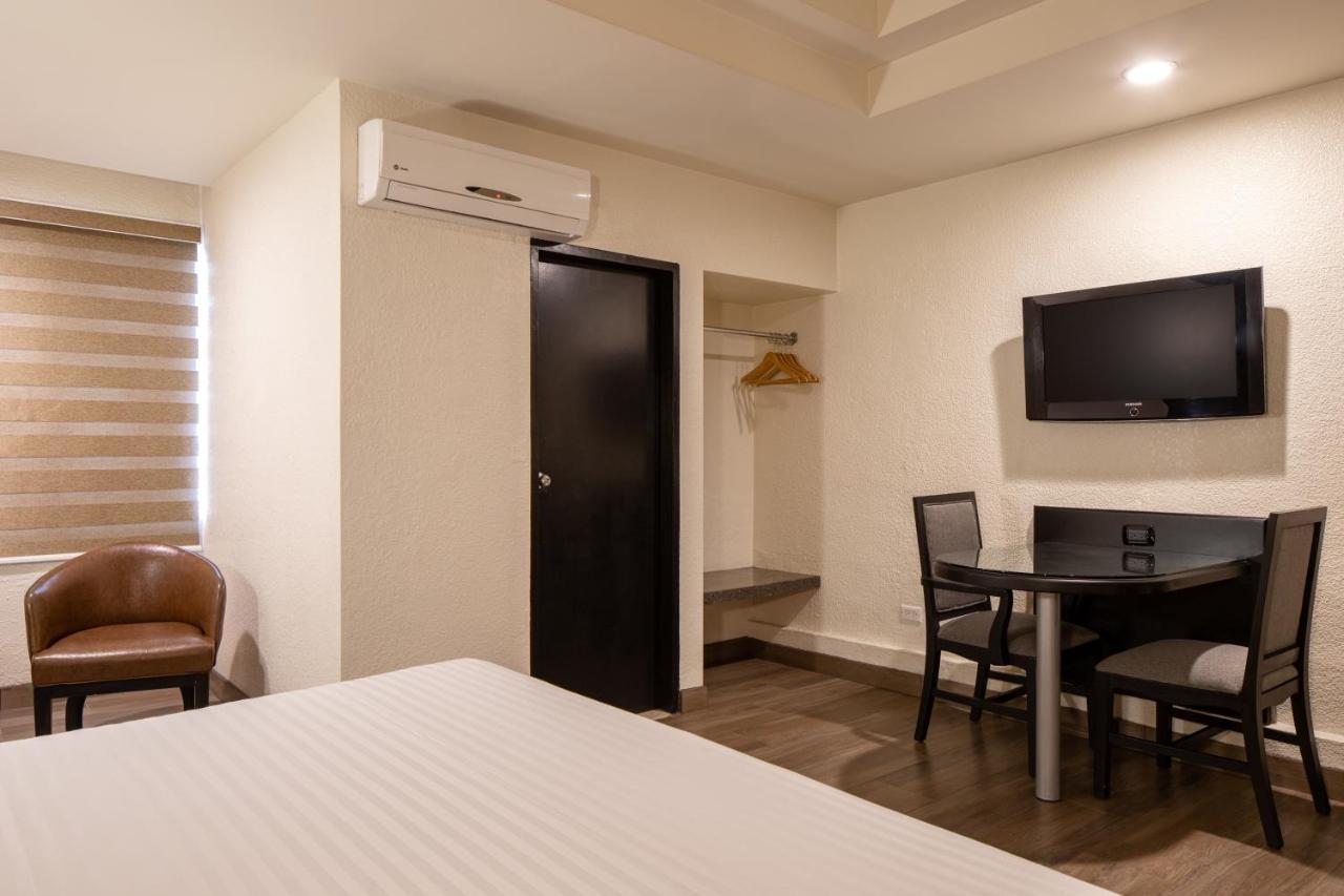 Astor Hotel 3*
