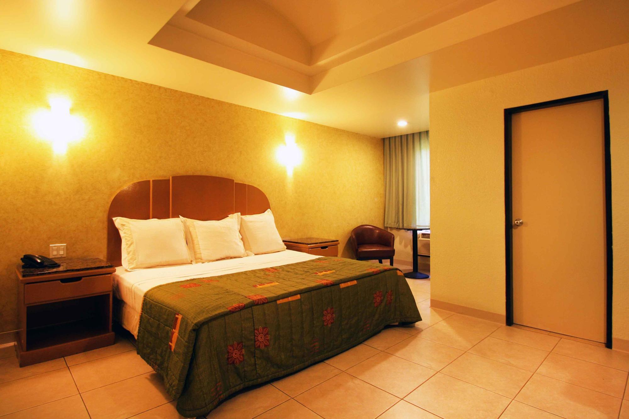 Astor Hotel 3*